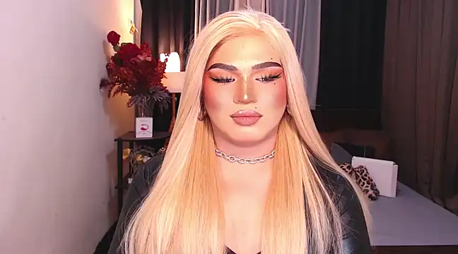 Snapshot of Bitch_Fowler69 chatting on December 23, 2024, 12:46 am Bitch Fowler69 online show from December 23, 2024, 12:46 am