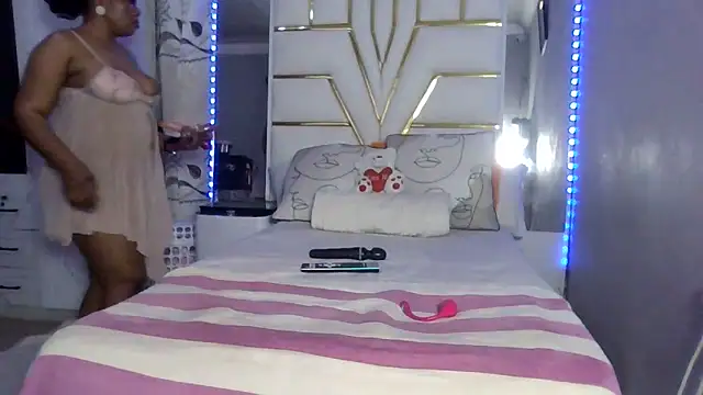 Snapshot of SexyyNana chatting on October 30, 2025, 9:37 pm SexyyNana online show from October 30, 2025, 9:37 pm