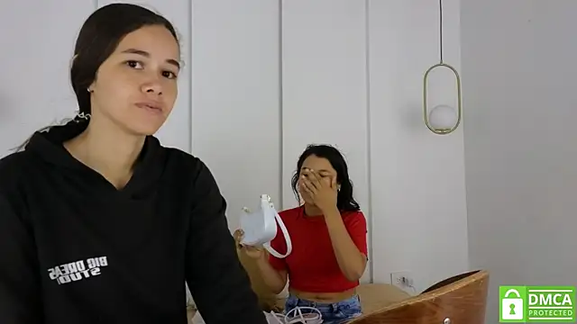 sexychanell 18 online show from November 30, 2025, 1:15 pm