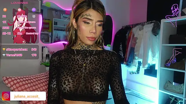 caroline cossei online show from January 12, 2025, 11:28 am