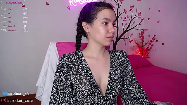 Snapshot of Karolina_1 chatting on January 13, 2025, 7:21 pm Karolina 1 online show from January 13, 2025, 7:21 pm