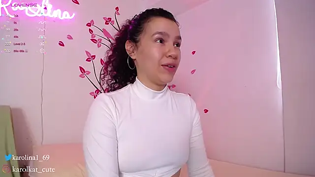 Snapshot of Karolina_1 chatting on March 1, 2025, 2:34 pm Karolina 1 online show from March 1, 2025, 2:34 pm