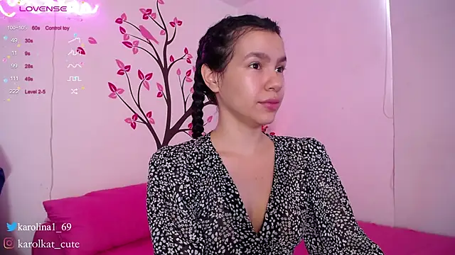 Snapshot of Karolina_1 chatting on March 15, 2025, 2:45 pm Karolina 1 online show from March 15, 2025, 2:45 pm