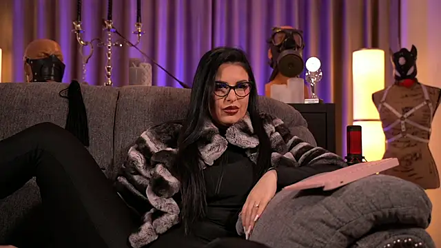 kelly kent online show from December 31, 2024, 4:27 am