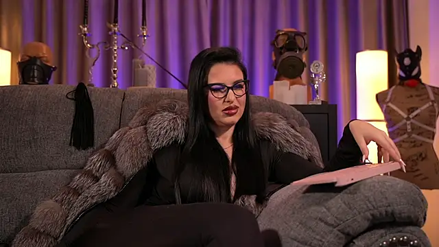 kelly kent online show from January 1, 2025, 4:50 am