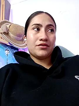 francesca baker1007 online show from February 20, 2025, 3:12 am