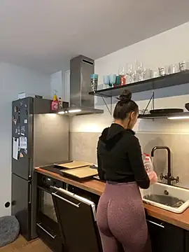 spottyyy online show from January 13, 2025, 10:58 am