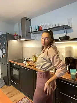 spottyyy online show from February 5, 2025, 9:46 am