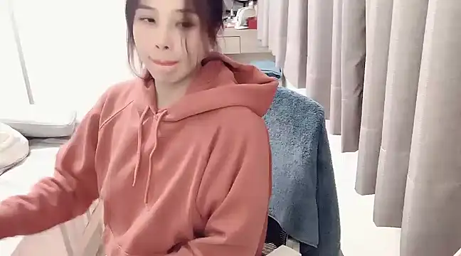 Snapshot of tw_yaya chatting on December 14, 2024, 3:29 am tw yaya online show from December 14, 2024, 3:29 am