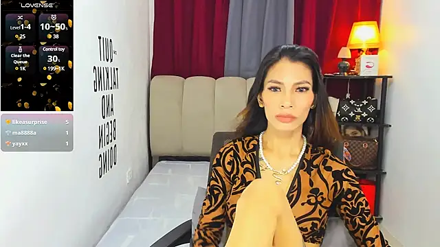 Trixie Mattel21 online show from March 11, 2025, 4:54 am