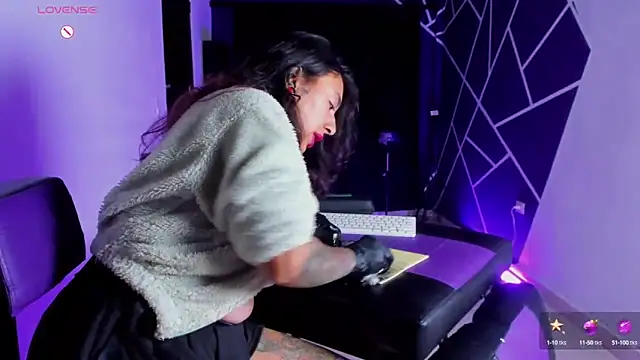 Snapshot of ink_demonxxx chatting on October 2, 2025, 7:15 am ink demonxxx online show from October 2, 2025, 7:15 am