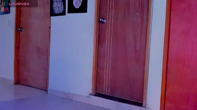 ink demonxxx online show from November 30, 2025, 1:04 pm