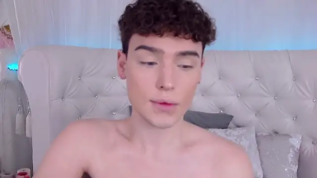 Snapshot of RobbyCharming chatting on November 5, 2025, 3:39 am RobbyCharming online show from November 5, 2025, 3:39 am