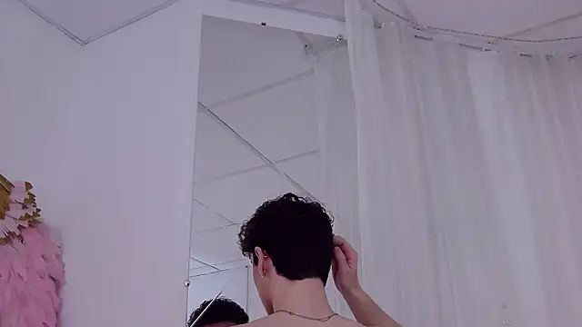 Snapshot of RobbyCharming chatting on November 28, 2025, 3:42 am RobbyCharming online show from November 28, 2025, 3:42 am