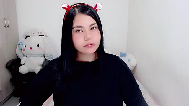 Youlittlepervertt  online show from December 3, 2025, 11:41 am