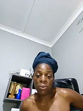 Snapshot of Shaniko89 chatting on November 27, 2025, 7:21 am Shaniko89 online show from November 27, 2025, 7:21 am