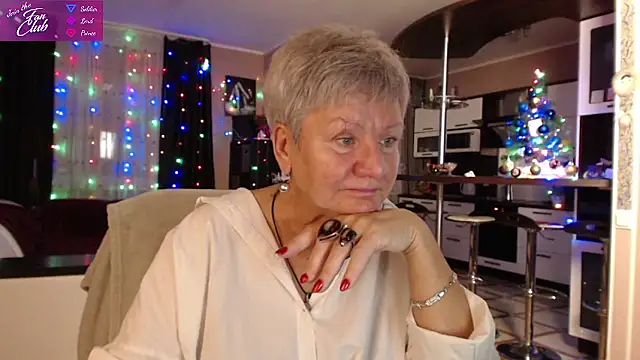 Snapshot of roxana_brooks chatting on January 2, 2025, 5:07 pm roxana brooks online show from January 2, 2025, 5:07 pm