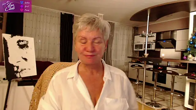 Snapshot of roxana_brooks chatting on January 8, 2025, 2:35 pm roxana brooks online show from January 8, 2025, 2:35 pm