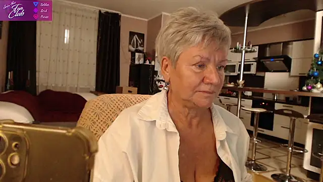 Snapshot of roxana_brooks chatting on January 11, 2025, 4:57 pm roxana brooks online show from January 11, 2025, 4:57 pm