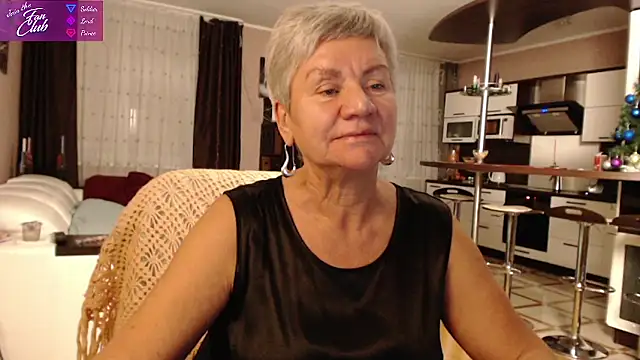 Snapshot of roxana_brooks chatting on January 13, 2025, 2:42 pm roxana brooks online show from January 13, 2025, 2:42 pm