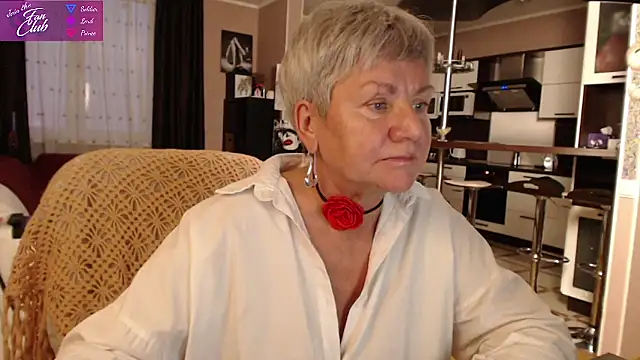Snapshot of roxana_brooks chatting on January 14, 2025, 2:00 pm roxana brooks online show from January 14, 2025, 2:00 pm