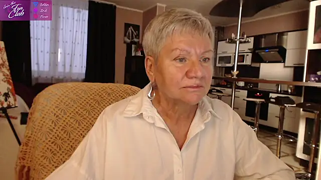 Snapshot of roxana_brooks chatting on January 16, 2025, 1:47 pm roxana brooks online show from January 16, 2025, 1:47 pm