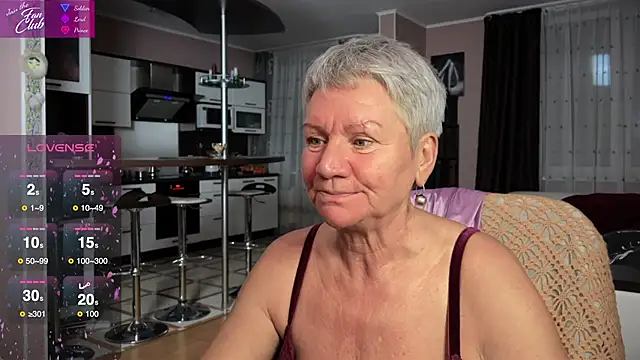 Snapshot of roxana_brooks chatting on January 23, 2025, 6:35 pm roxana brooks online show from January 23, 2025, 6:35 pm