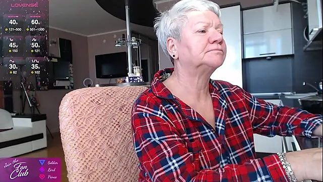 Snapshot of roxana_brooks chatting on September 26, 2025, 5:44 am roxana brooks online show from September 26, 2025, 5:44 am