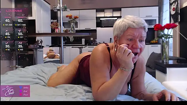 roxana brooks online show from November 1, 2025, 8:49 am