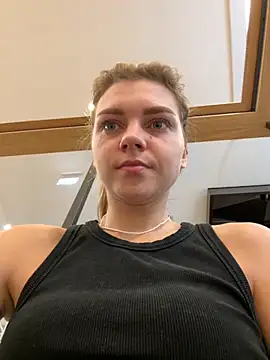 ValenciaShock online show from September 17, 2025, 6:37 am