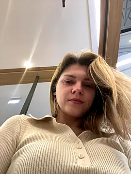 ValenciaShock online show from October 6, 2025, 6:44 am