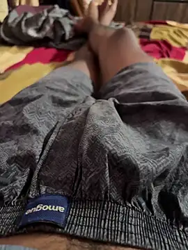 yo19boy online show from November 22, 2025, 8:35 am