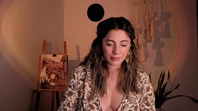 Snapshot of Mala_Bad chatting on November 18, 2025, 4:22 pm Mala Bad online show from November 18, 2025, 4:22 pm