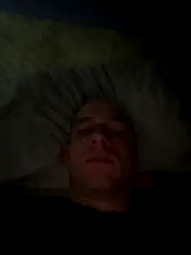 Snapshot of Technozzx chatting on December 15, 2025, 10:03 pm Technozzx online show from December 15, 2025, 10:03 pm