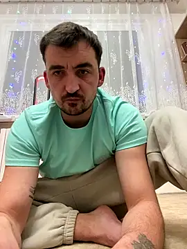 Fireflyerrr online show from November 12, 2025, 5:35 pm