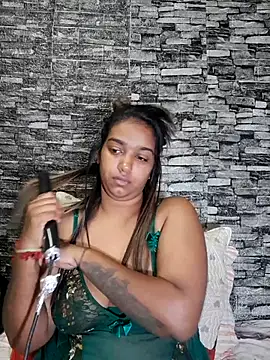 Snapshot of Xindias_fantasyX chatting on October 7, 2025, 6:49 pm Xindias fantasyX online show from October 7, 2025, 6:49 pm