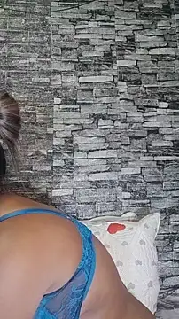 Xindias fantasyX online show from November 8, 2025, 4:40 pm