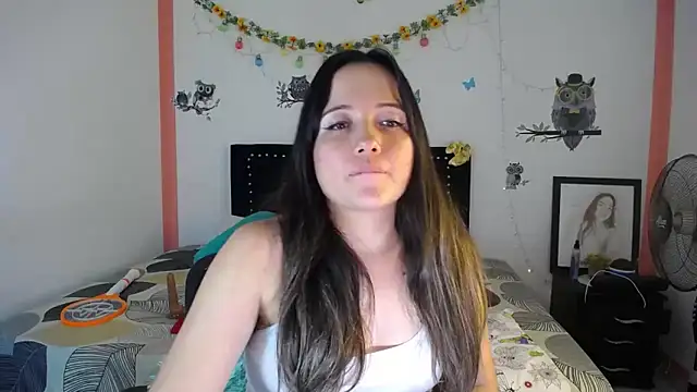 Snapshot of naughty_girl_4u chatting on March 5, 2025, 7:49 pm naughty girl 4u online show from March 5, 2025, 7:49 pm