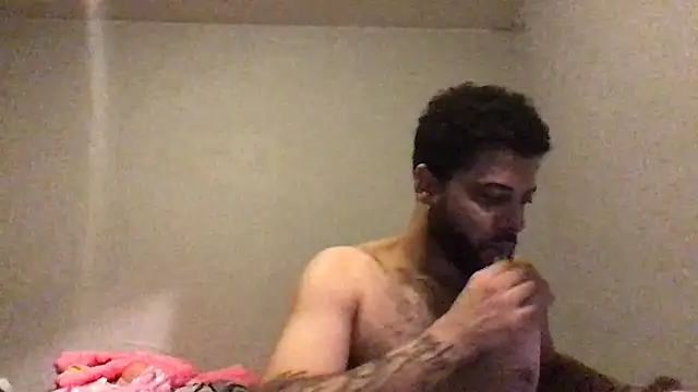 Snapshot of mondo29 chatting on February 18, 2025, 12:04 am mondo29 online show from February 18, 2025, 12:04 am