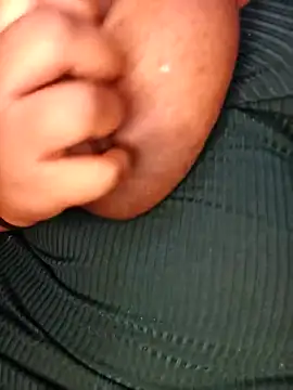 Snapshot of Aaaliyah445 chatting on December 26, 2024, 4:14 pm Aaaliyah445 online show from December 26, 2024, 4:14 pm