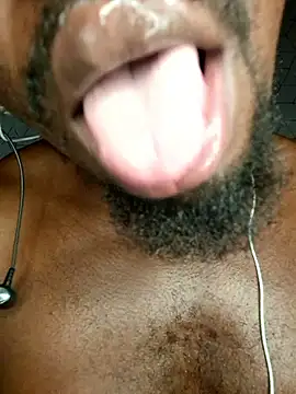 Texanguy01 online show from October 15, 2025, 2:11 am