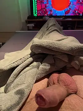 Snapshot of David19932908 chatting on February 10, 2025, 8:42 pm David19932908 online show from February 10, 2025, 8:42 pm