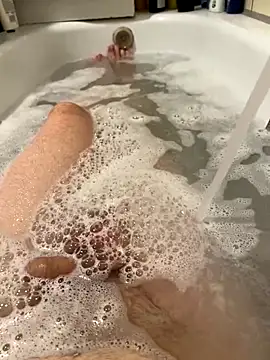 Snapshot of David19932908 chatting on September 23, 2025, 6:11 pm David19932908 online show from September 23, 2025, 6:11 pm