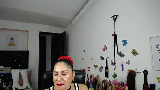 Snapshot of mature_bigboobs10 chatting on October 26, 2025, 4:18 am mature bigboobs10 online show from October 26, 2025, 4:18 am