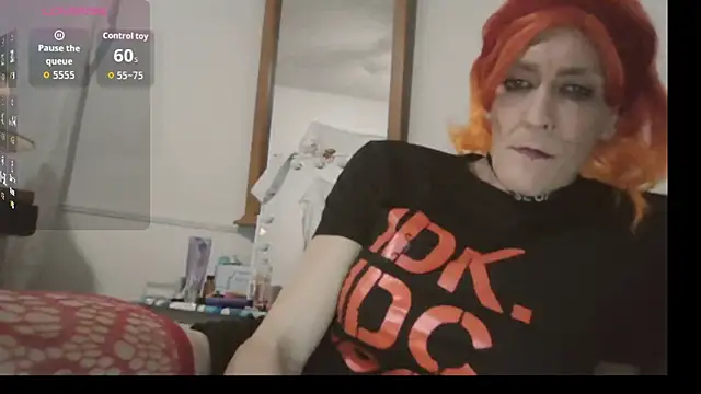 Snapshot of Nitehawk7483 chatting on December 16, 2025, 7:57 am Nitehawk7483 online show from December 16, 2025, 7:57 am