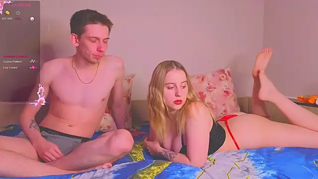 cuple off online show from December 4, 2025, 11:30 am