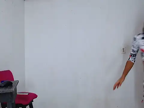 Snapshot of iris_goddessofthesky chatting on January 20, 2025, 7:58 am iris goddessofthesky online show from January 20, 2025, 7:58 am