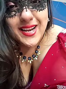 Snapshot of AgniPriya chatting on September 28, 2025, 6:35 pm AgniPriya online show from September 28, 2025, 6:35 pm