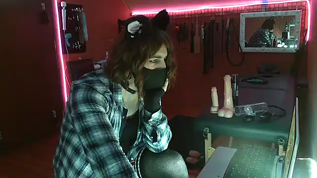 Snapshot of Ginny-the-bdsm-nympho chatting on December 15, 2024, 6:04 pm Ginny-the-bdsm-nympho online show from December 15, 2024, 6:04 pm