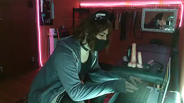 Snapshot of Ginny-the-bdsm-nympho chatting on January 19, 2025, 5:28 pm Ginny-the-bdsm-nympho online show from January 19, 2025, 5:28 pm